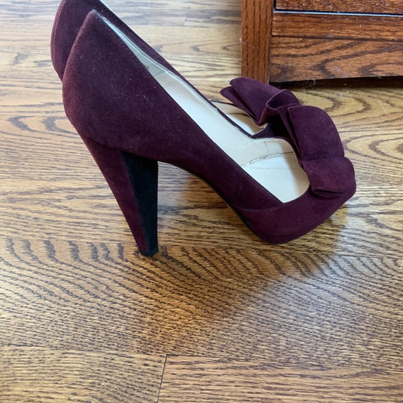 Prada Burgundy Suede pumps - never been worn - Picture 1 of 2